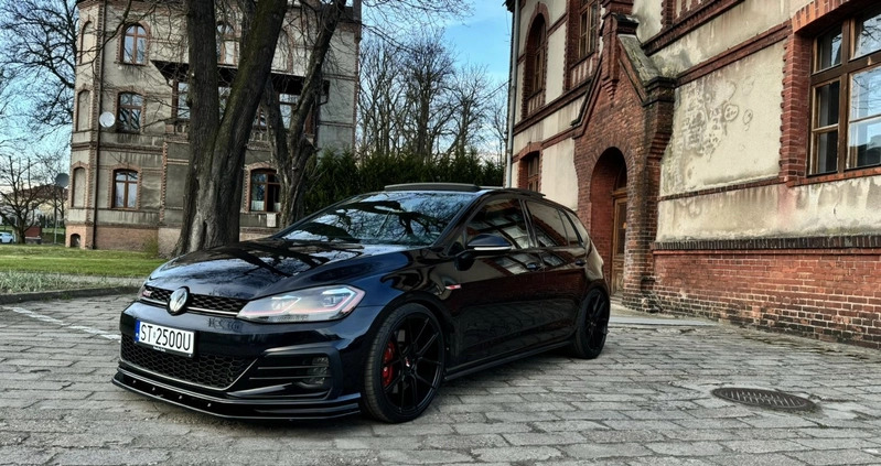Volkswagen Golf cena 82000 przebieg: 54000, rok produkcji 2019 z Tychy małe 154